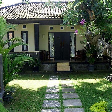 Cinthya Guest House Legian Exterior foto