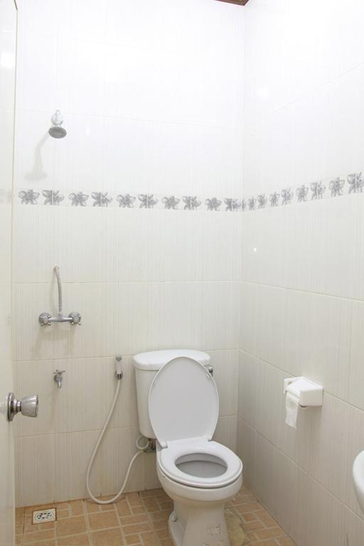 Cinthya Guest House Legian Zimmer foto