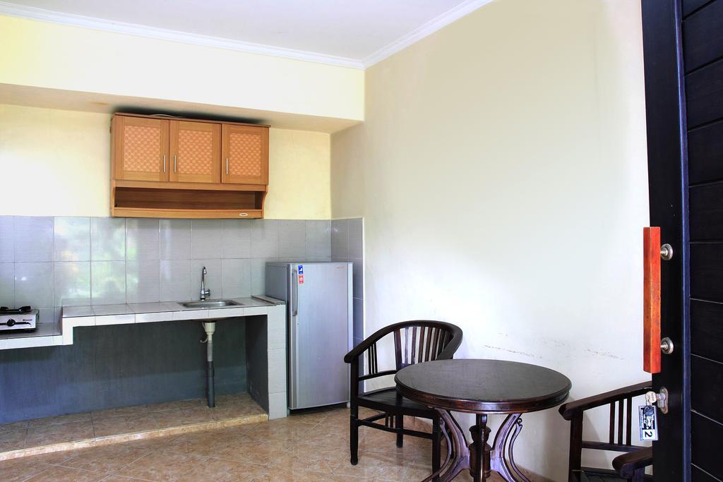 Cinthya Guest House Legian Zimmer foto