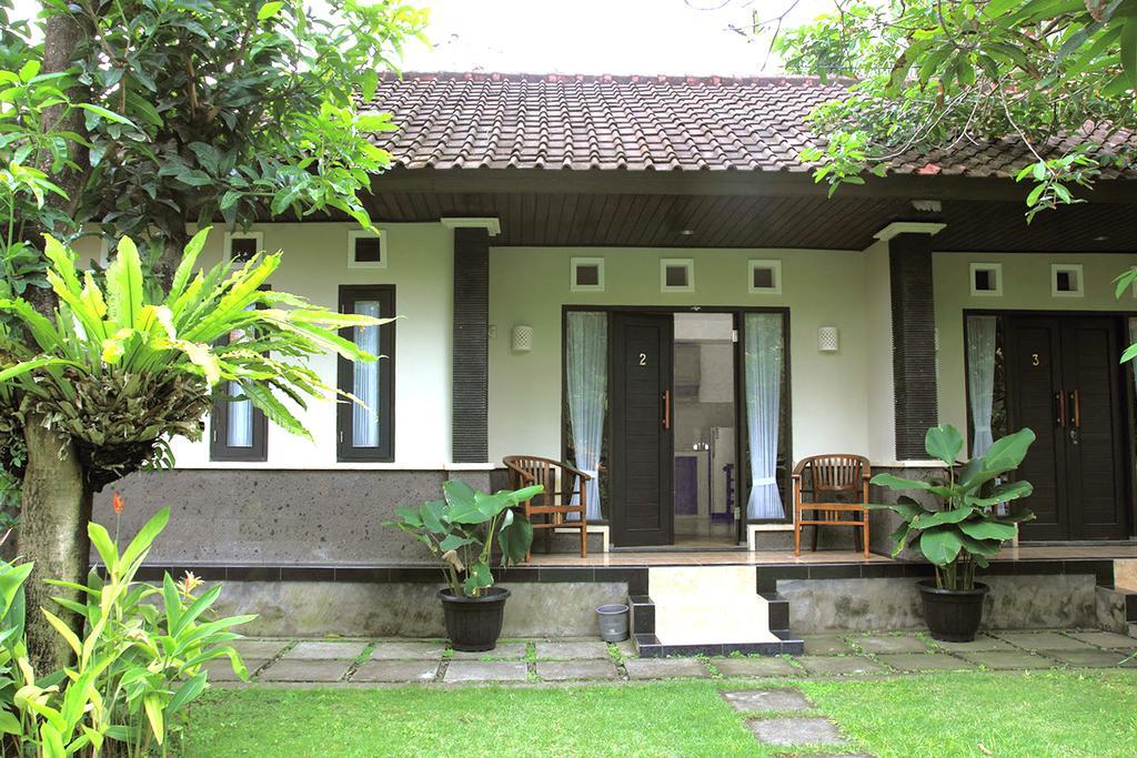 Cinthya Guest House Legian Zimmer foto